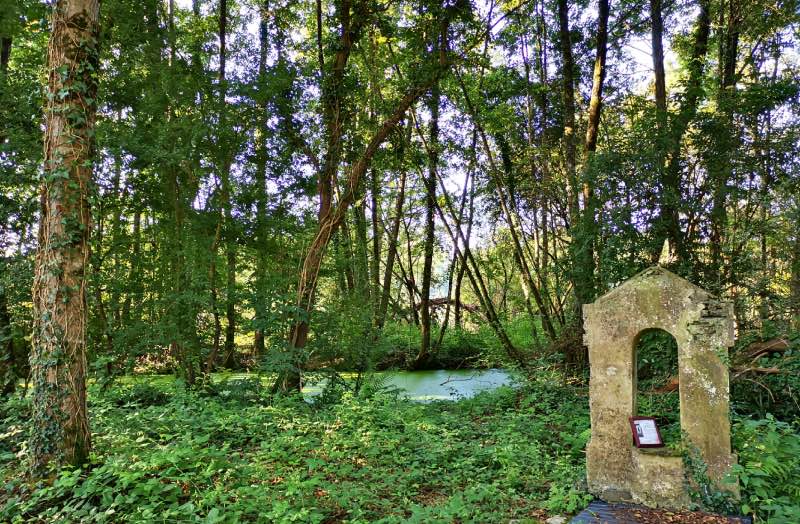 La fontaine miraculeuse du parc de la Briandais